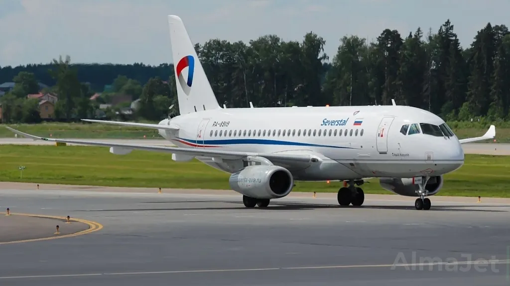 Sukhoi Superjet 100