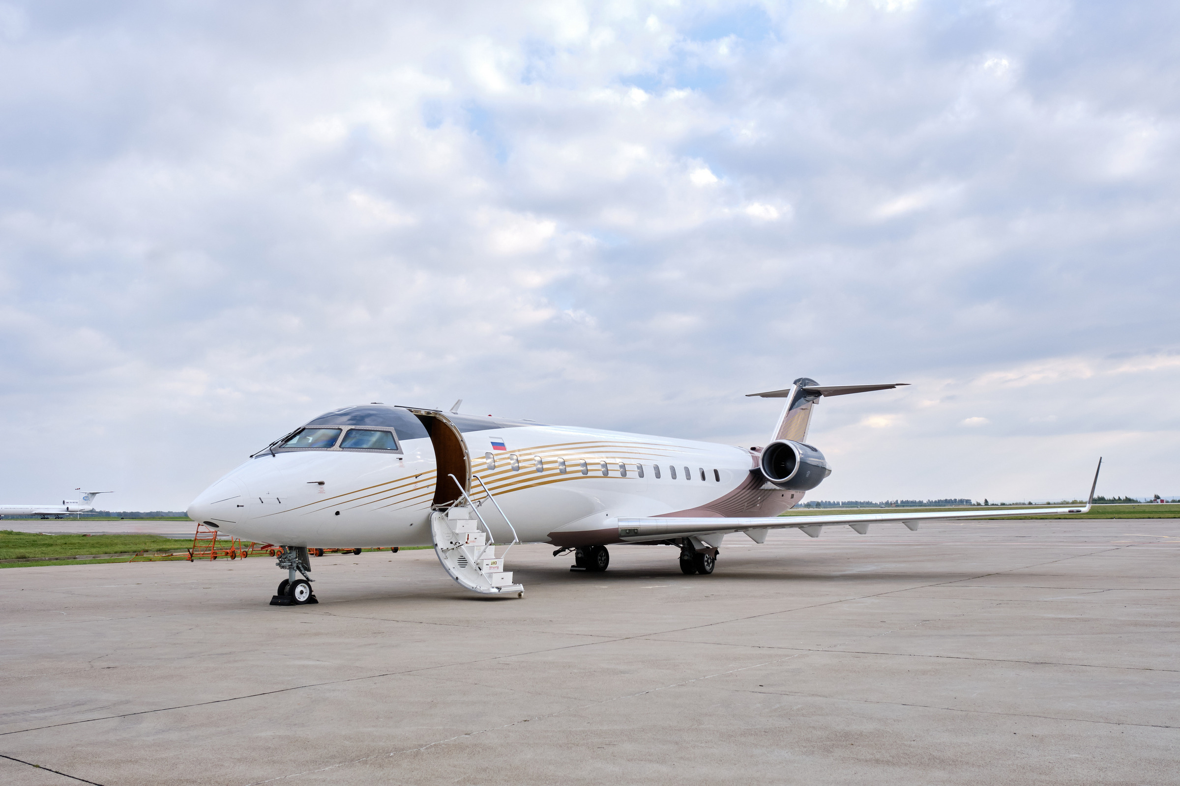 Challenger 850